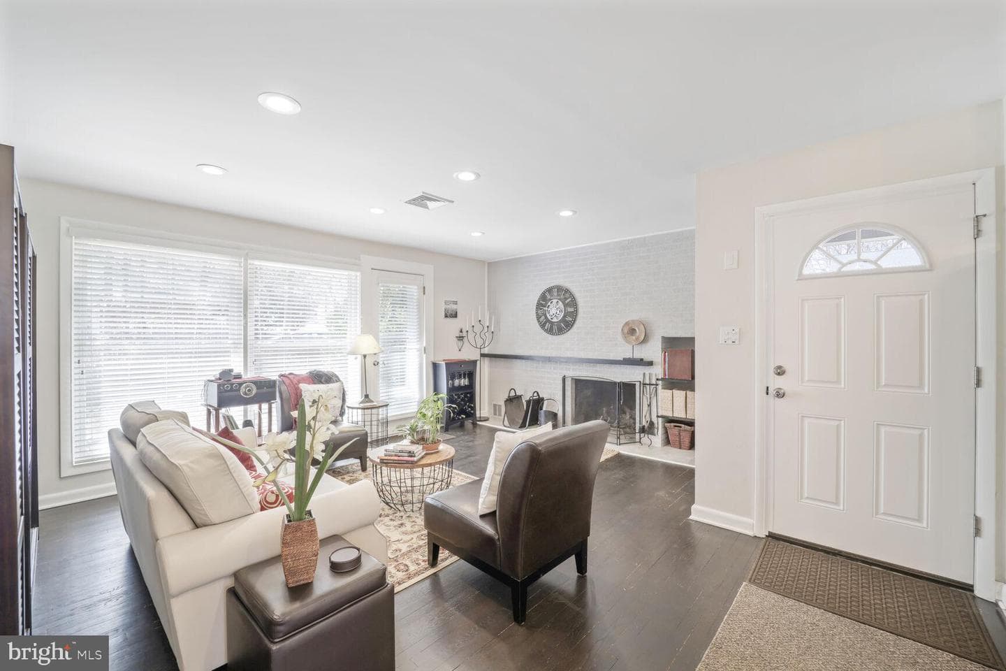 302 Belton Road photo 3