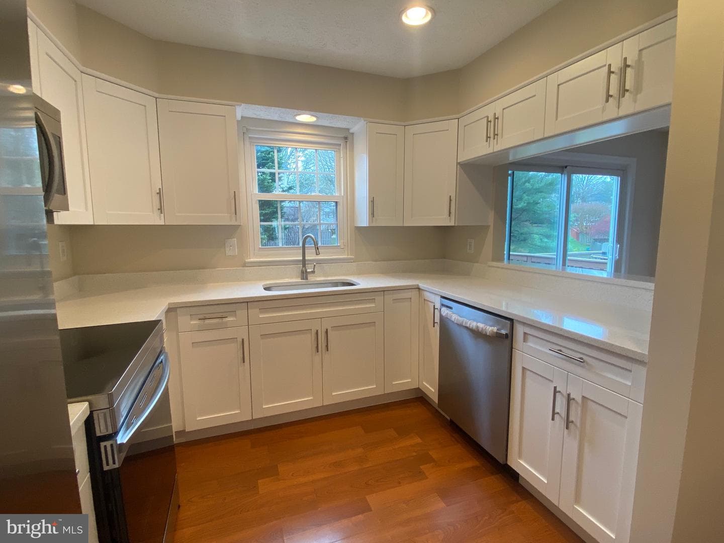 528 Beacon Hill Terrace photo 21