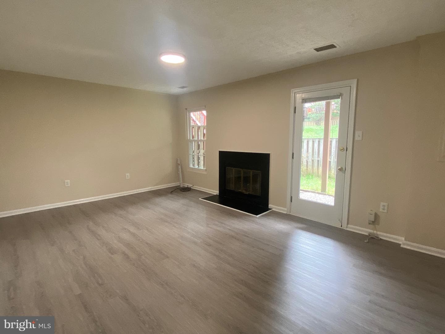 528 Beacon Hill Terrace photo 39