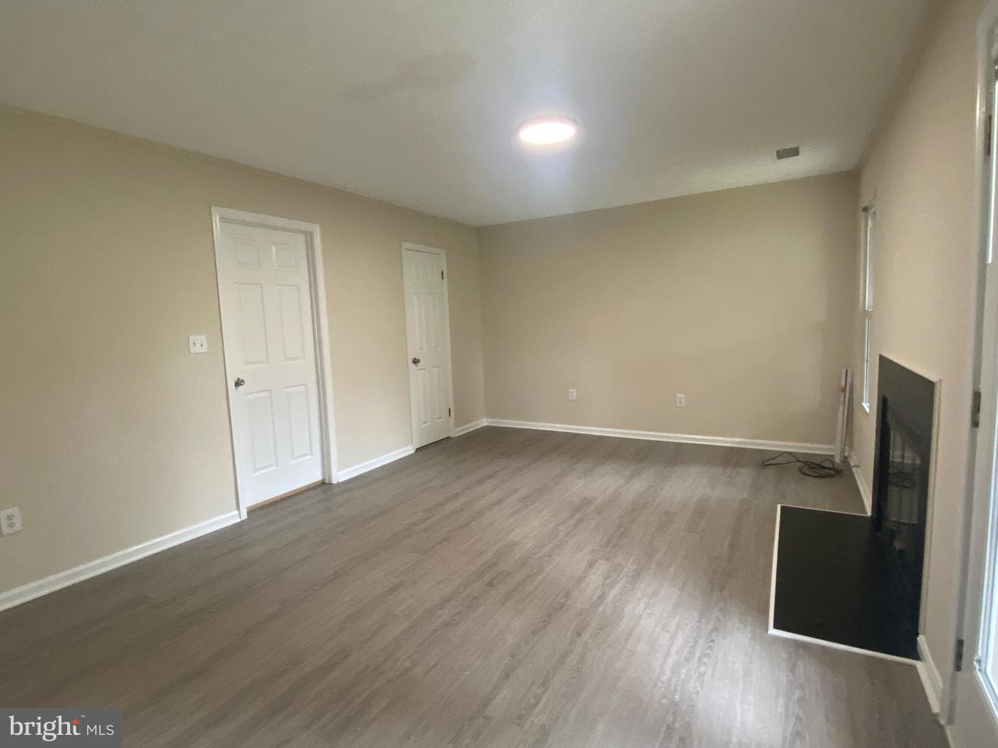 528 Beacon Hill Terrace photo 40