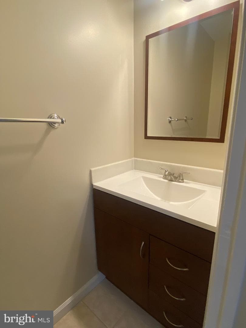 528 Beacon Hill Terrace photo 42