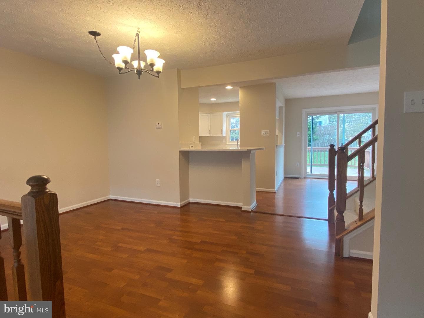 528 Beacon Hill Terrace photo 9