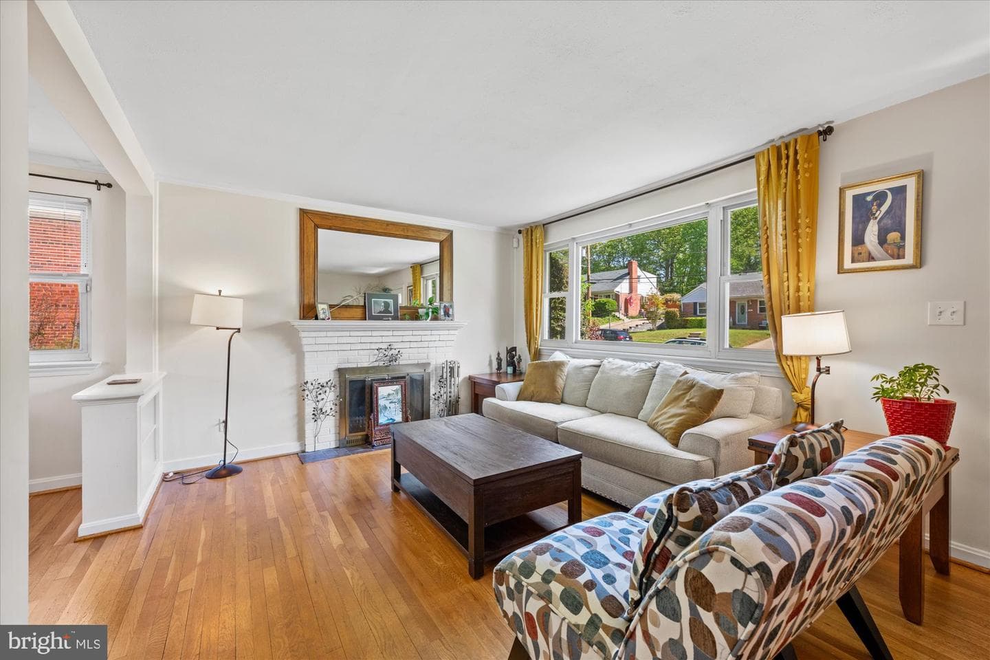 10702 Eastwood Avenue photo 3