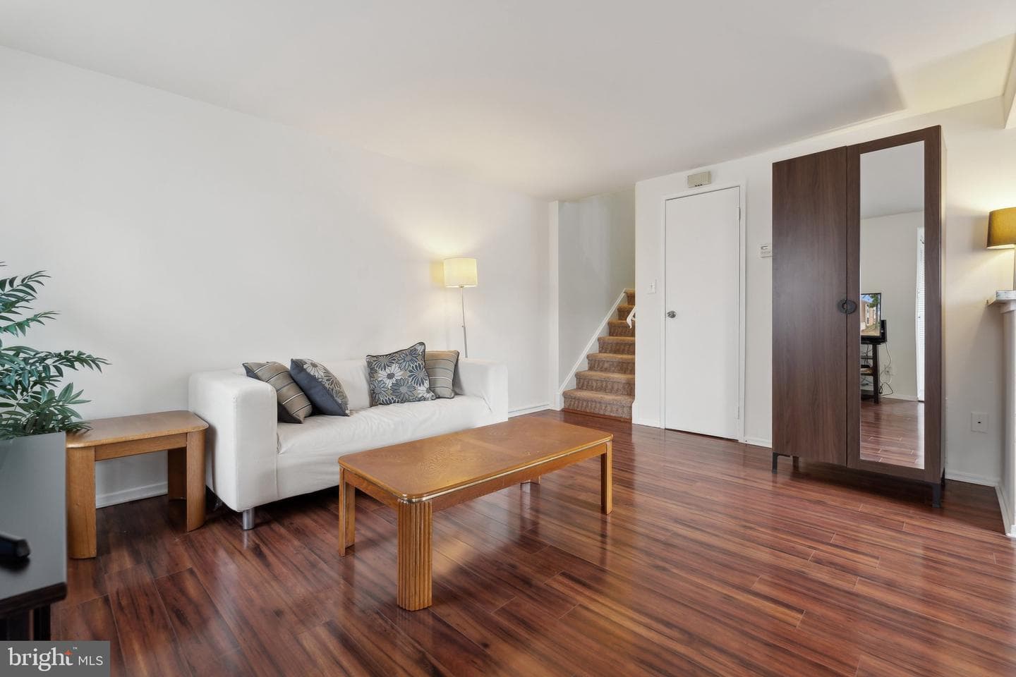 18645 Nathans Place photo 4