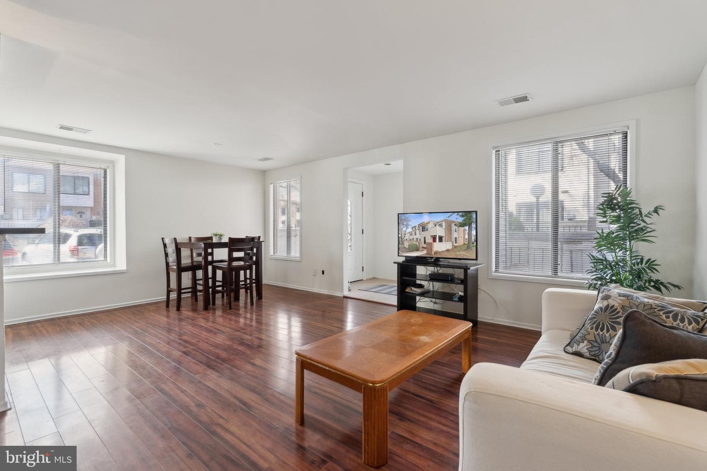 18645 Nathans Place photo 5