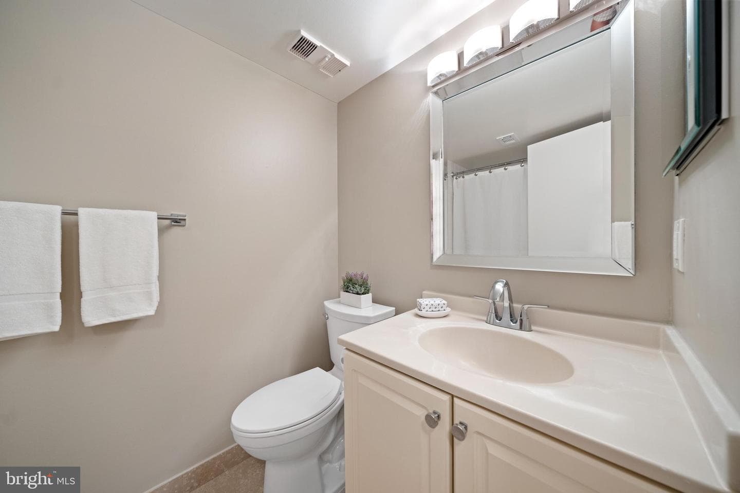 11305 Commonwealth Drive #302 photo 17