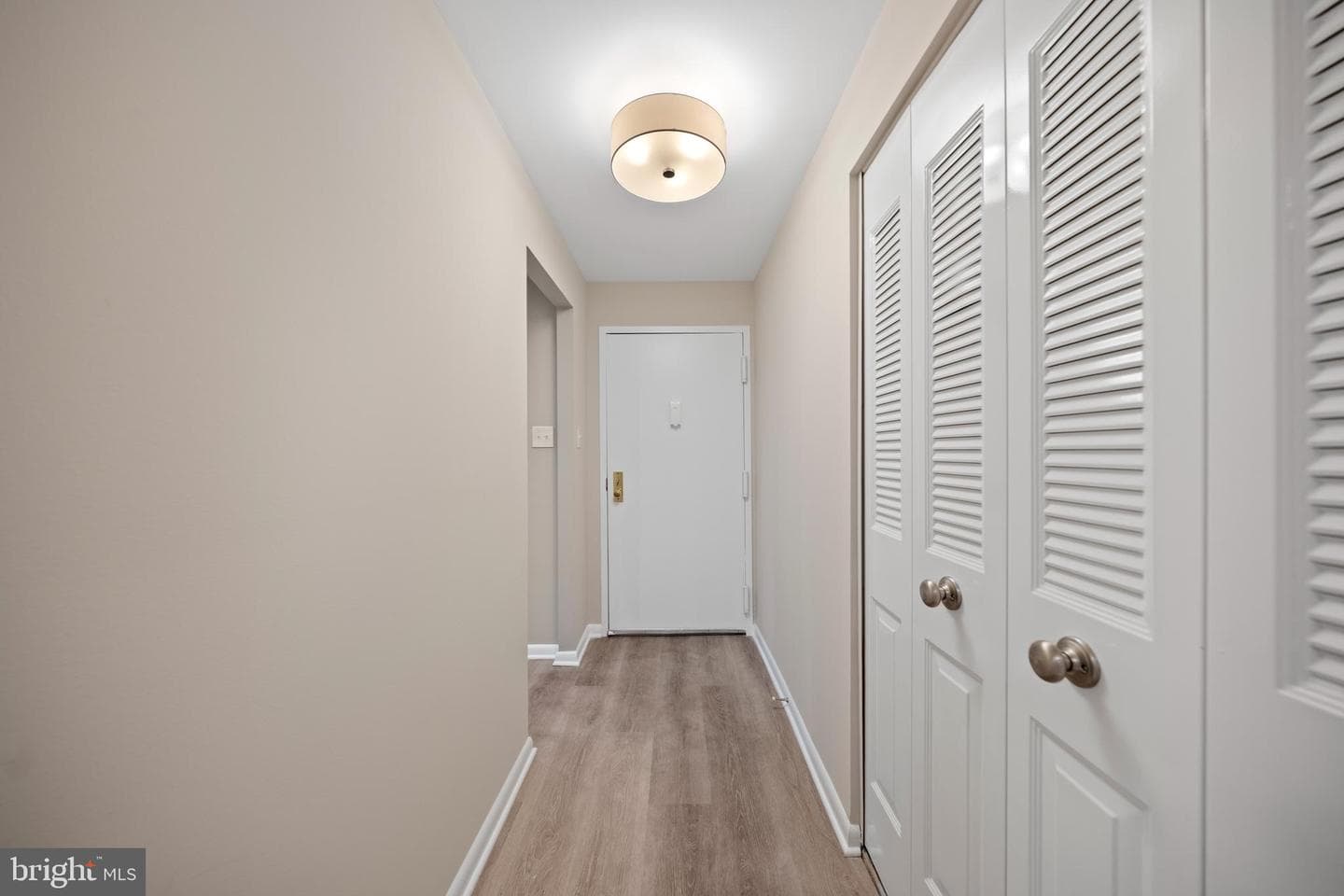 11305 Commonwealth Drive #302 photo 3