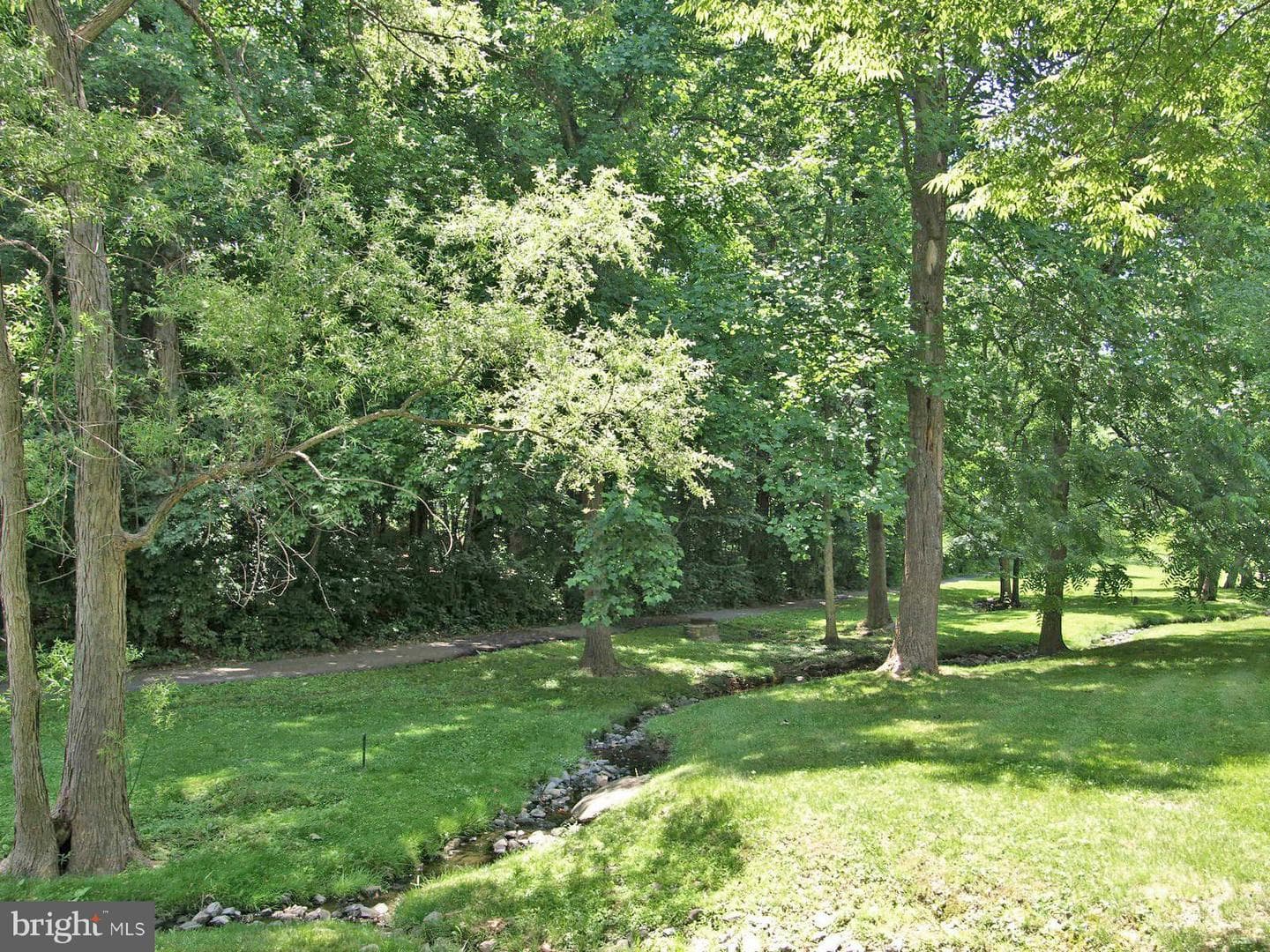 11305 Commonwealth Drive #302 photo 31
