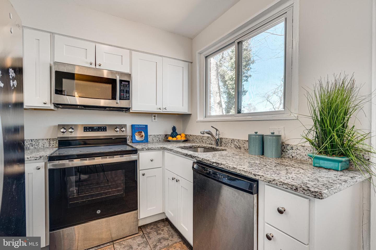 3807 Elby Court photo 7