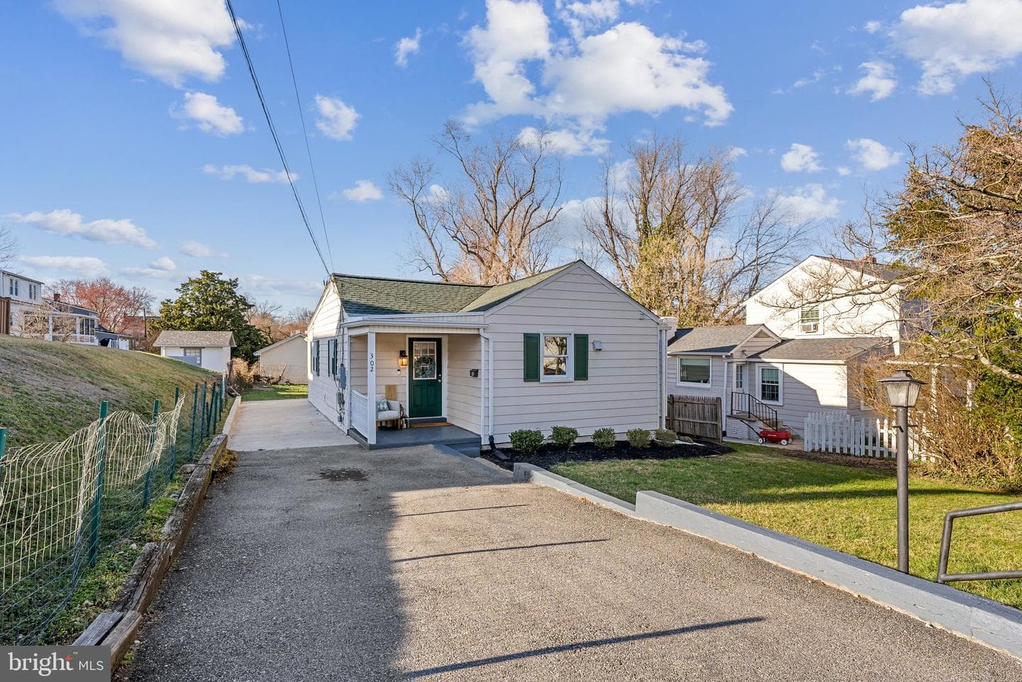302 Croydon Avenue photo 2