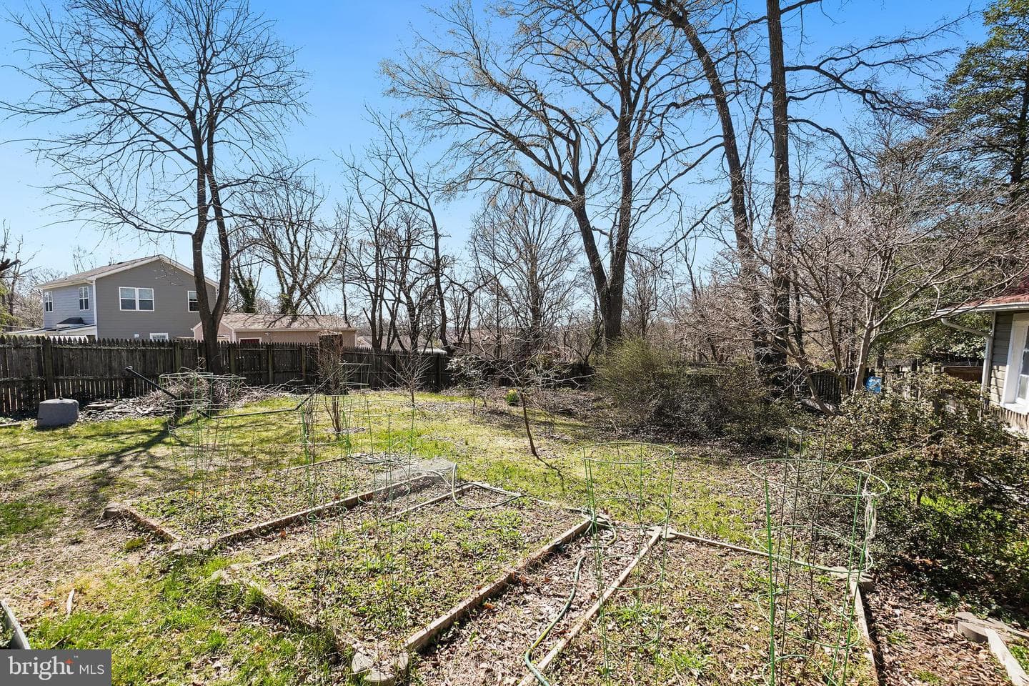 433 Ethan Allen Avenue photo 29