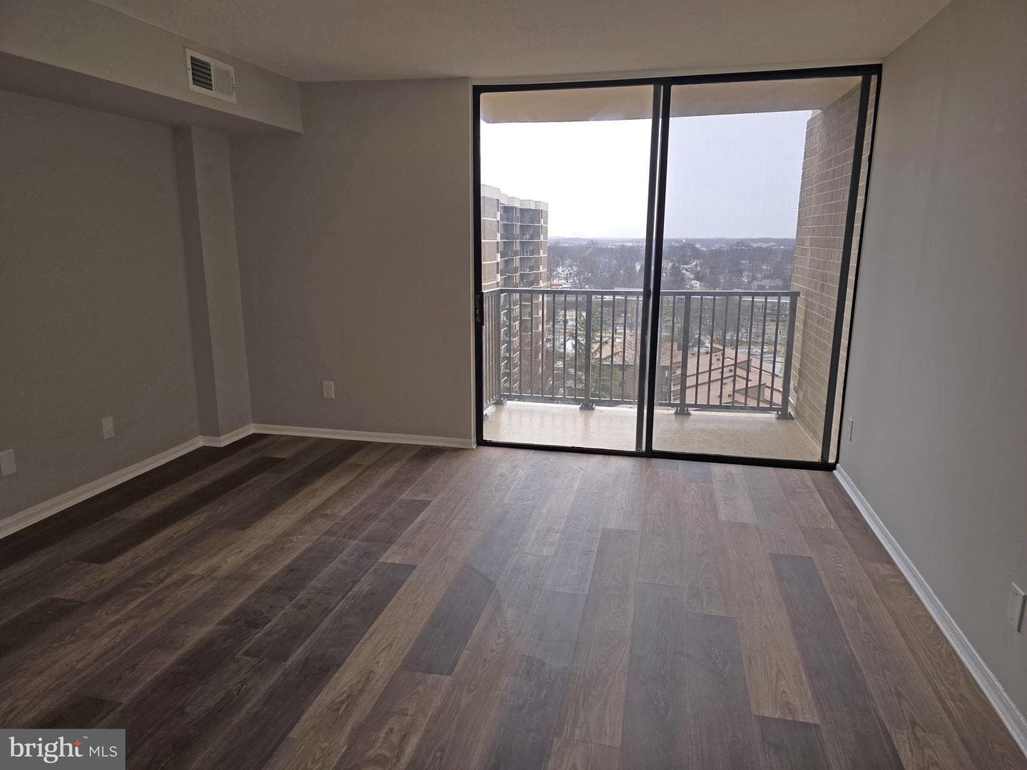 118 Monroe Street #1206 photo 8