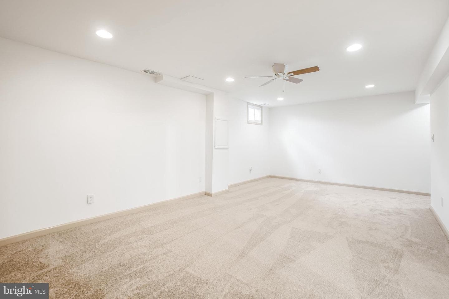 9338 Bremerton Way photo 24