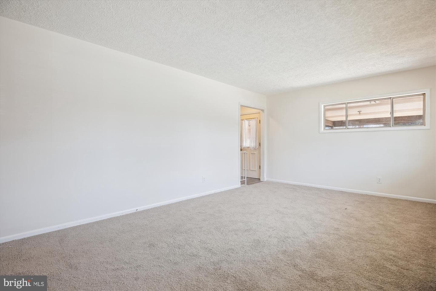 4707 Adrian Street photo 10