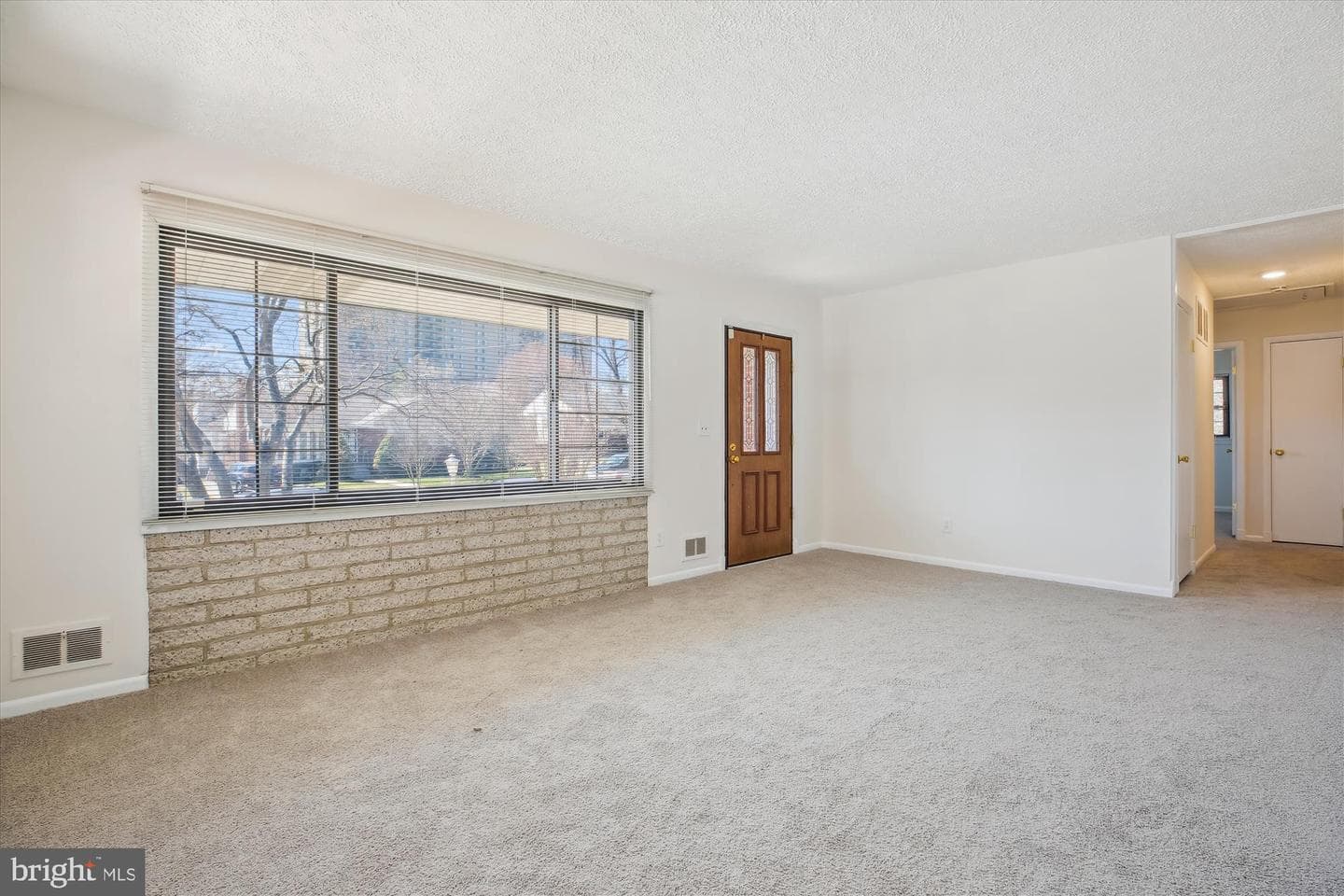 4707 Adrian Street photo 13