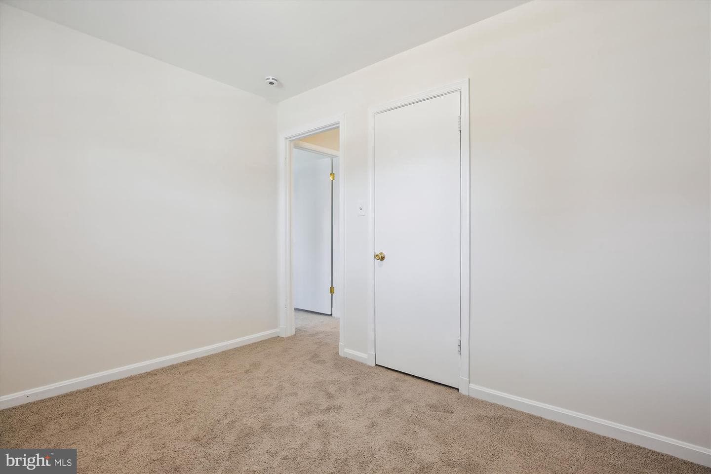 4707 Adrian Street photo 35
