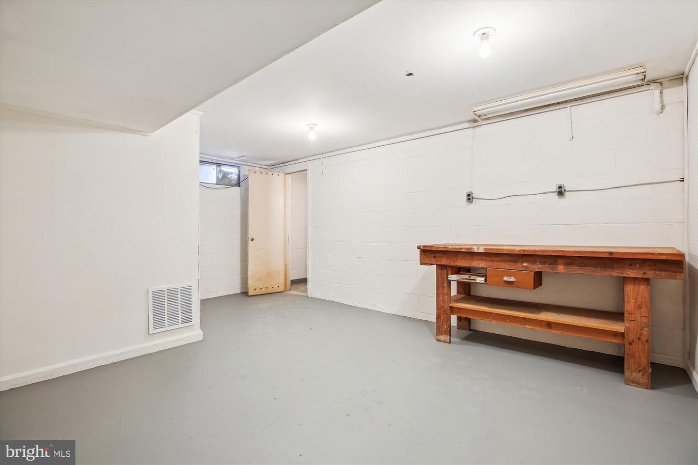 4707 Adrian Street photo 41