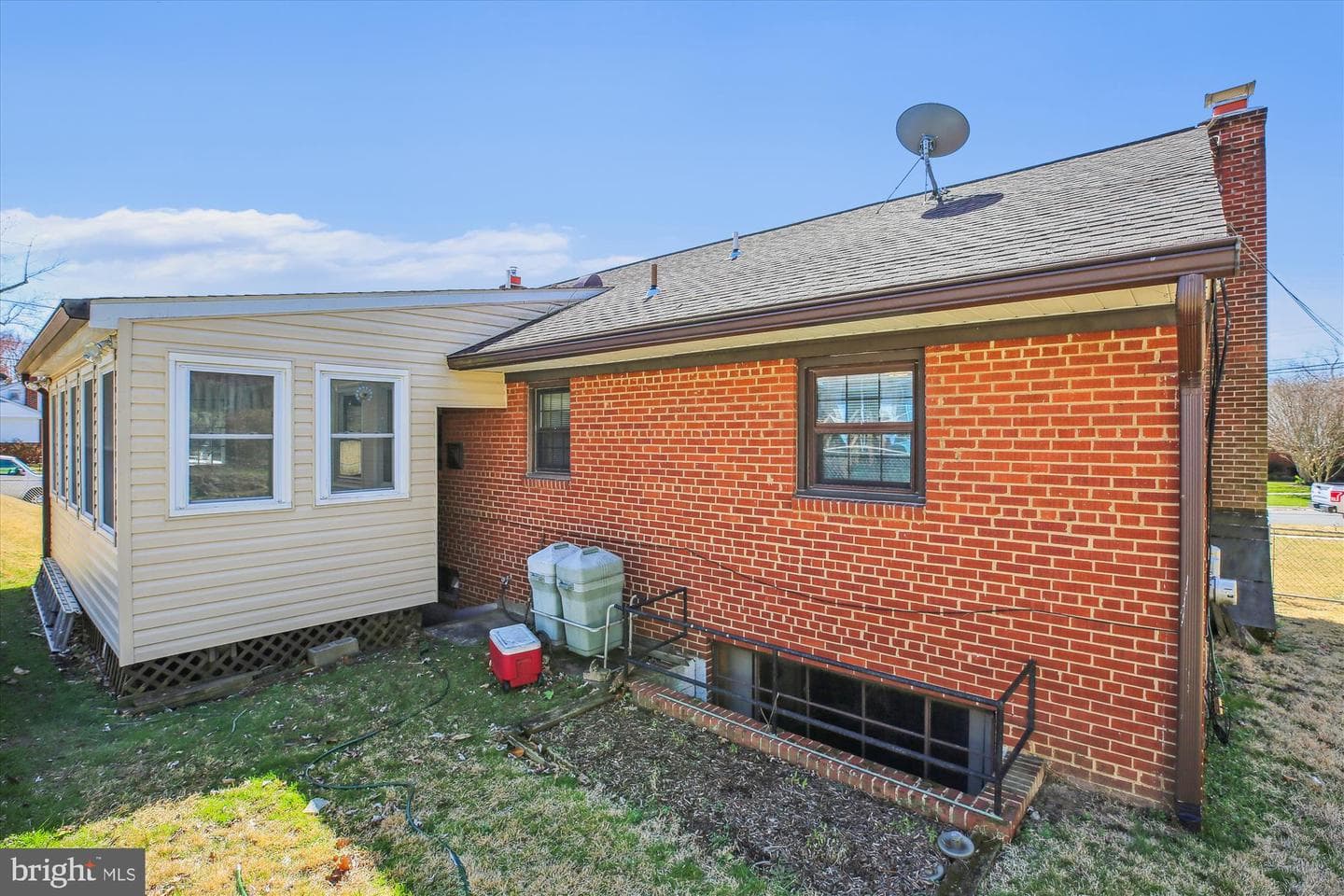 4707 Adrian Street photo 61