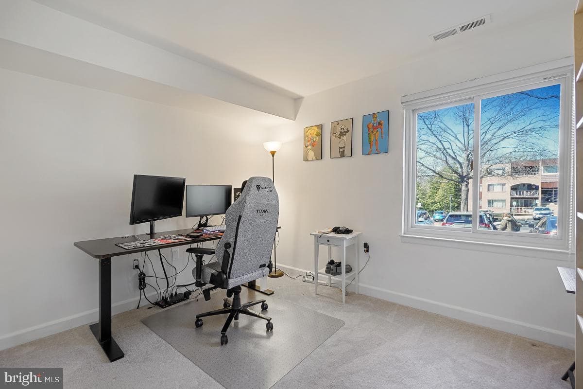 440 Girard Street #101 photo 16