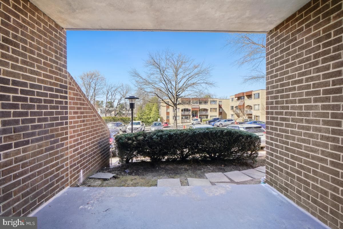 440 Girard Street #101 photo 27