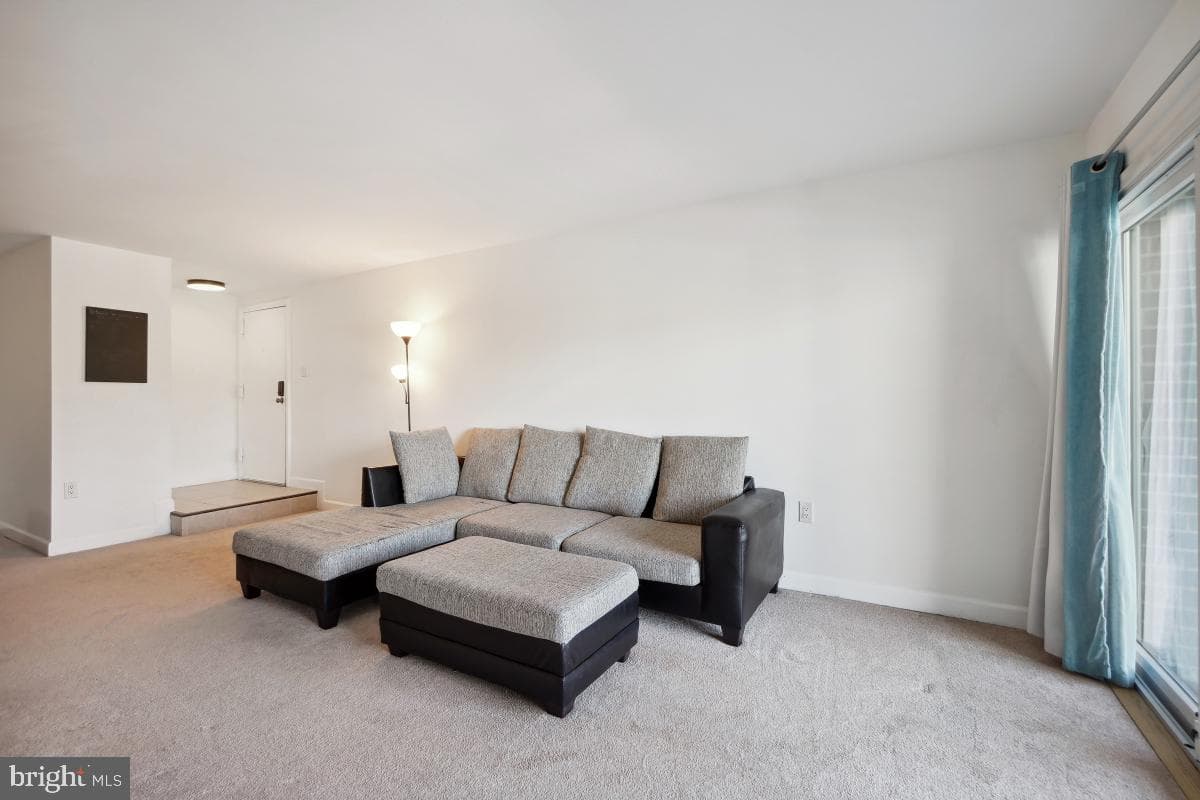 440 Girard Street #101 photo 6