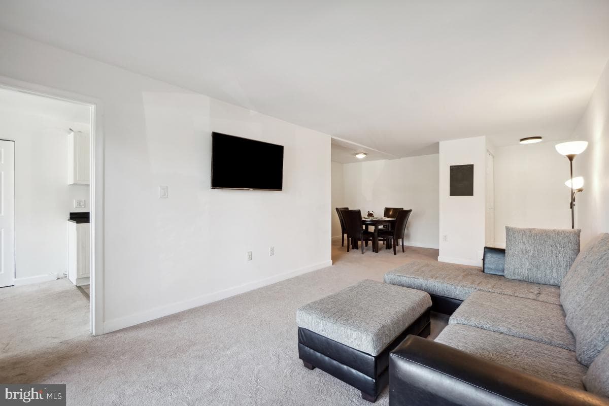 440 Girard Street #101 photo 7
