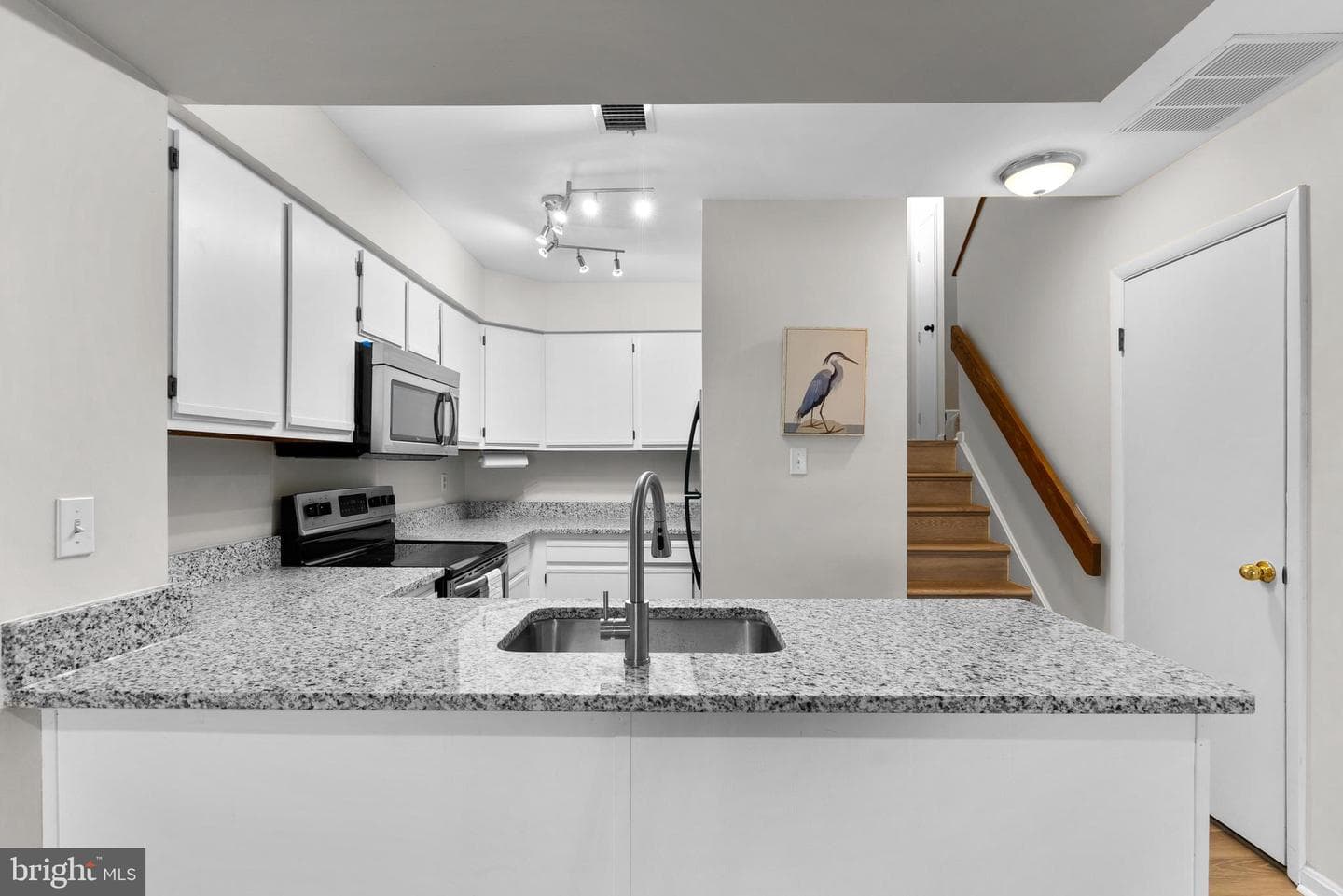 18260 Windsor Hill Drive #401a photo 18