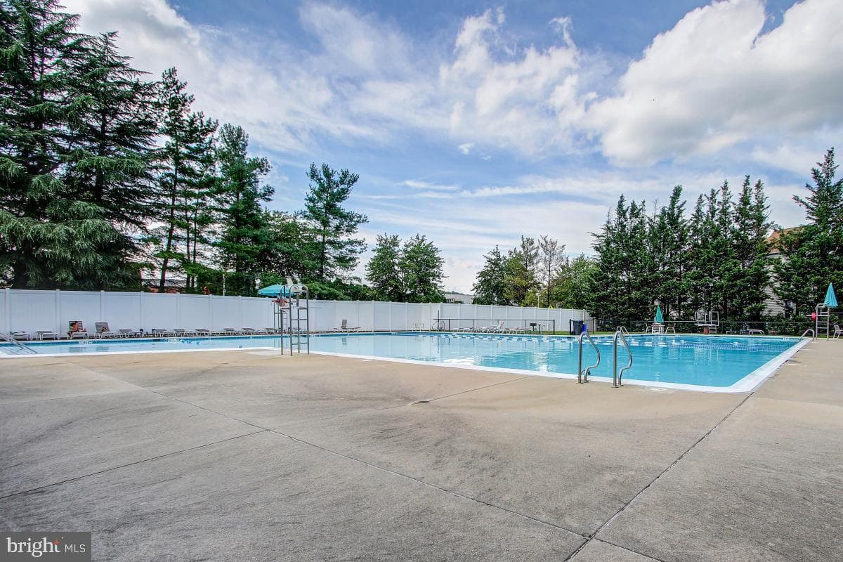 18260 Windsor Hill Drive #401a photo 46