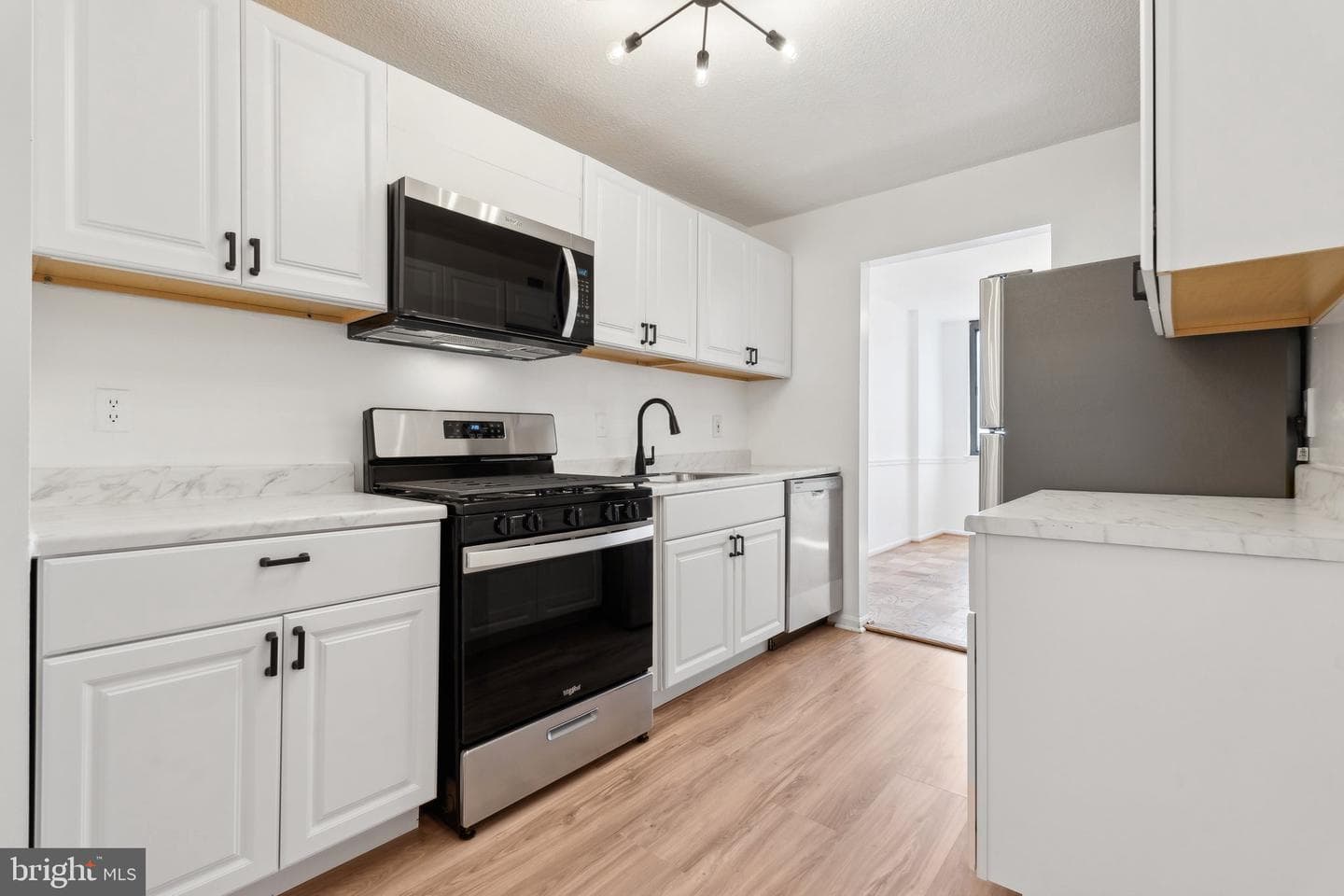 118 Monroe Street #118-702 photo 4