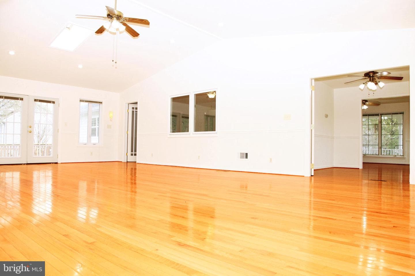 1105 Gresham Road photo 11