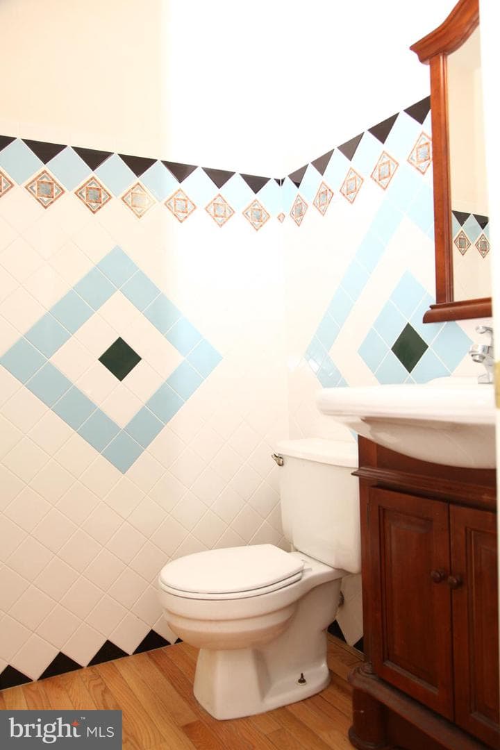 1105 Gresham Road photo 15