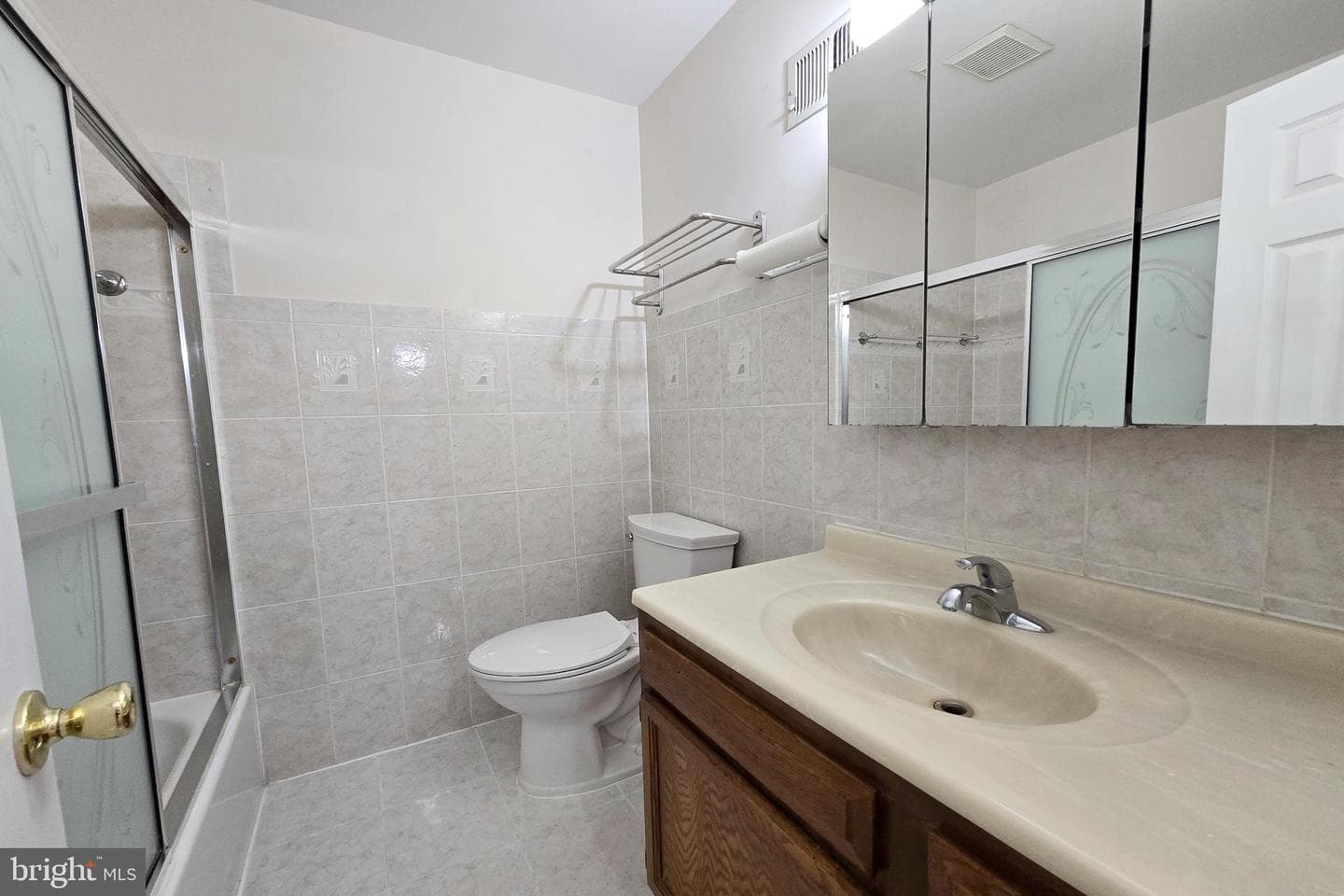 1105 Gresham Road photo 20