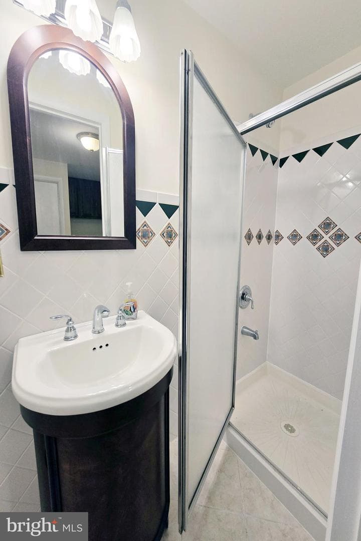 1105 Gresham Road photo 30