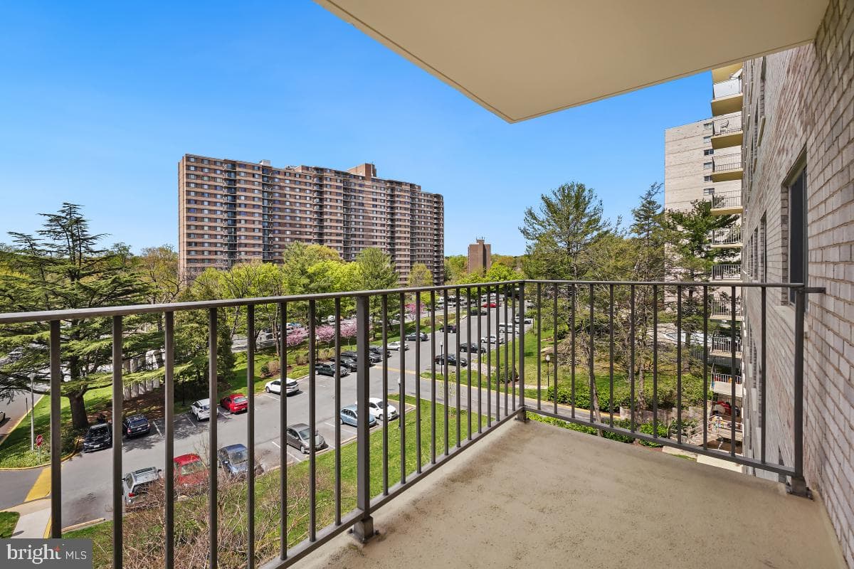 1111 University Boulevard W #512-A photo 29