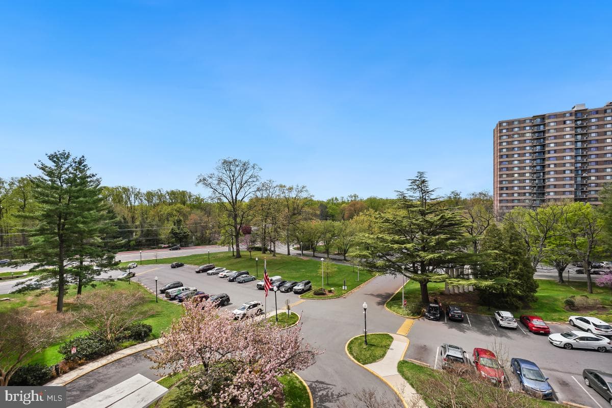 1111 University Boulevard W #512-A photo 31