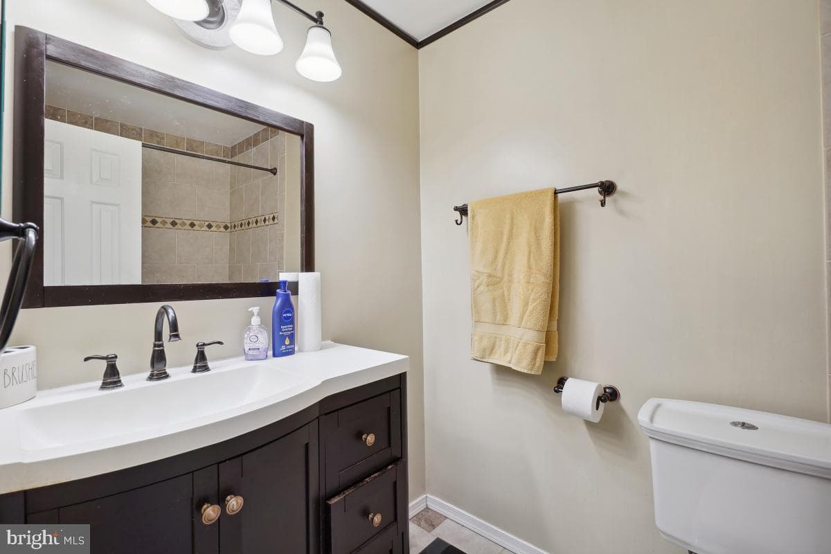 15208 Winstead Lane photo 22