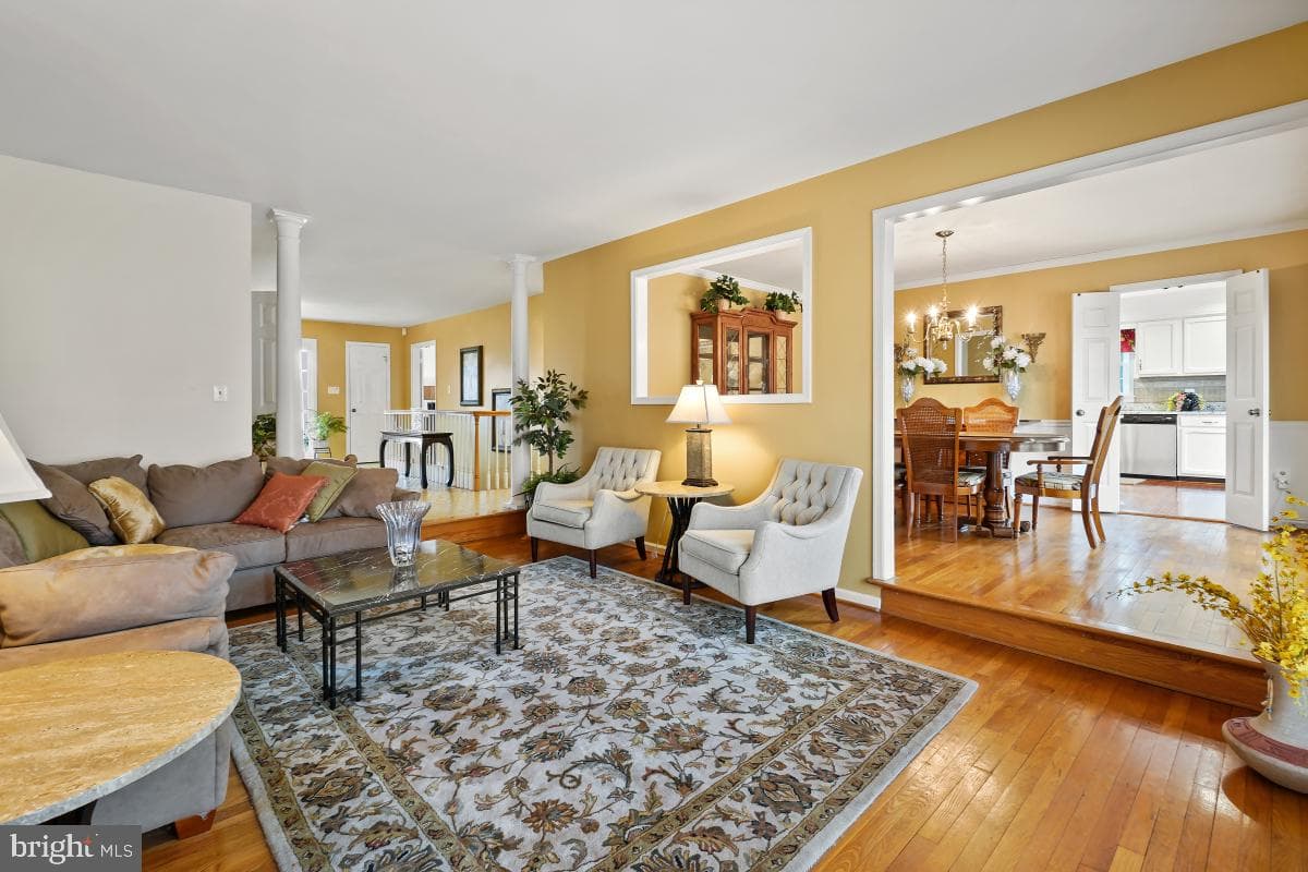15208 Winstead Lane photo 8
