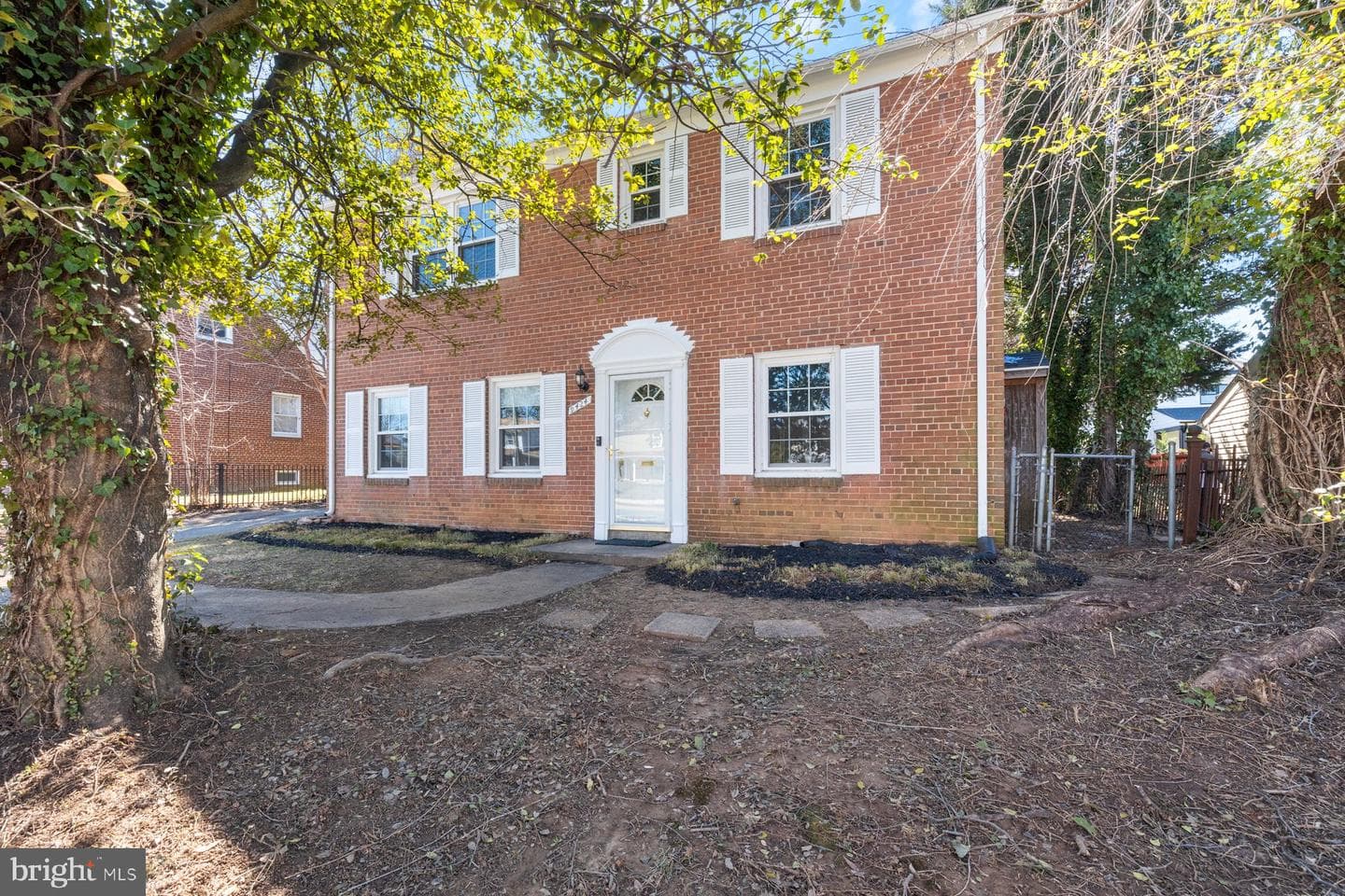 9424 Old Georgetown Road photo 2