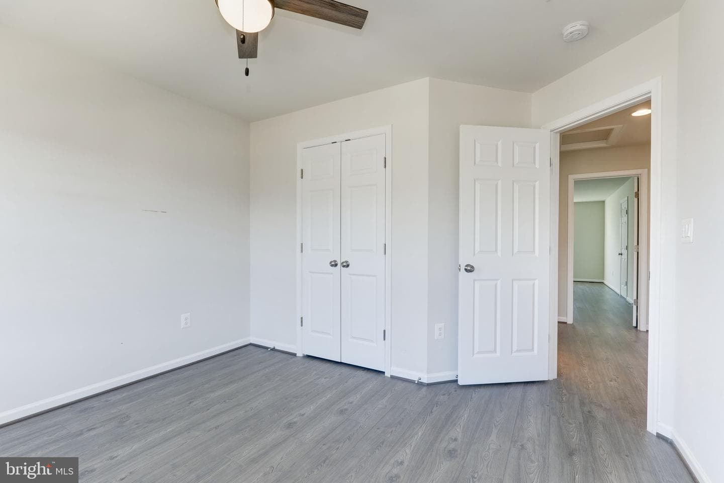 15941 Coolidge Avenue photo 23