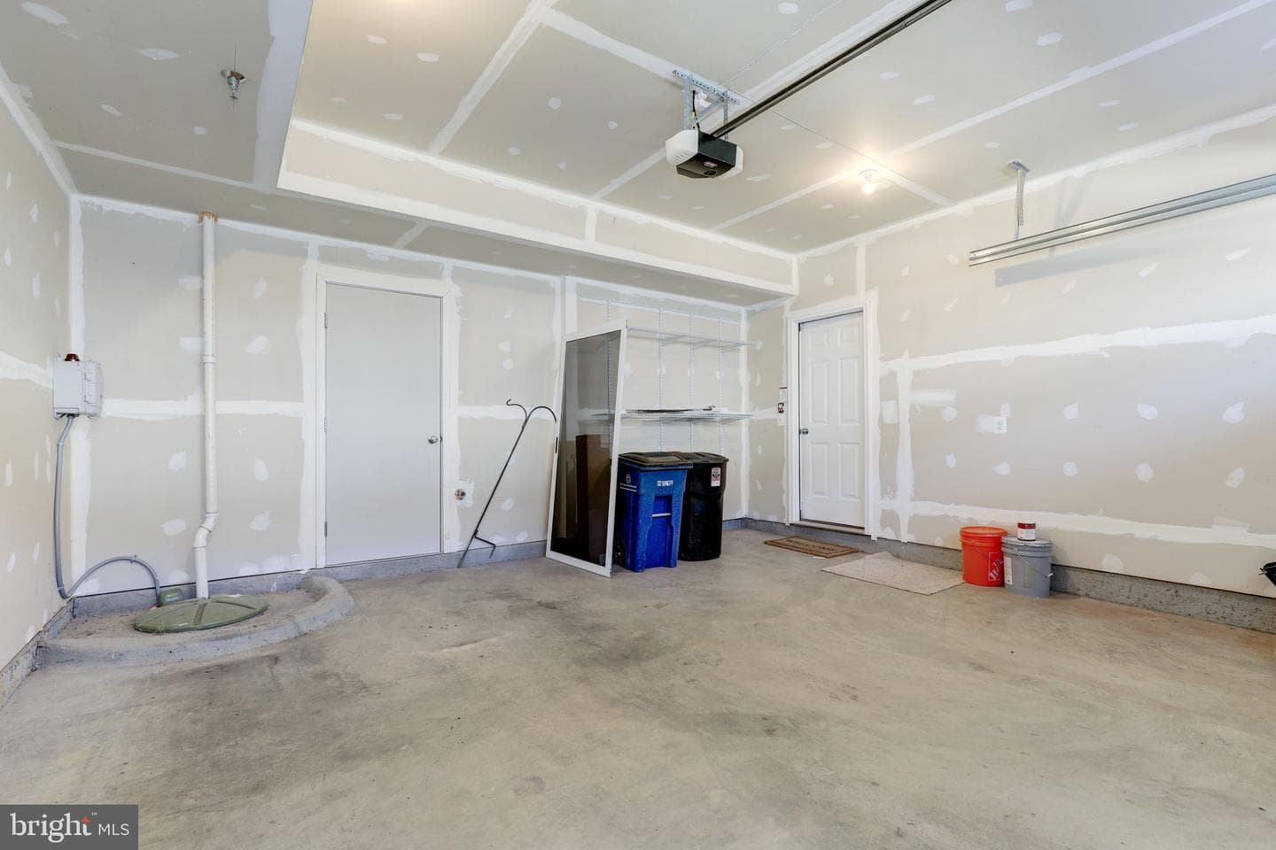 15941 Coolidge Avenue photo 39