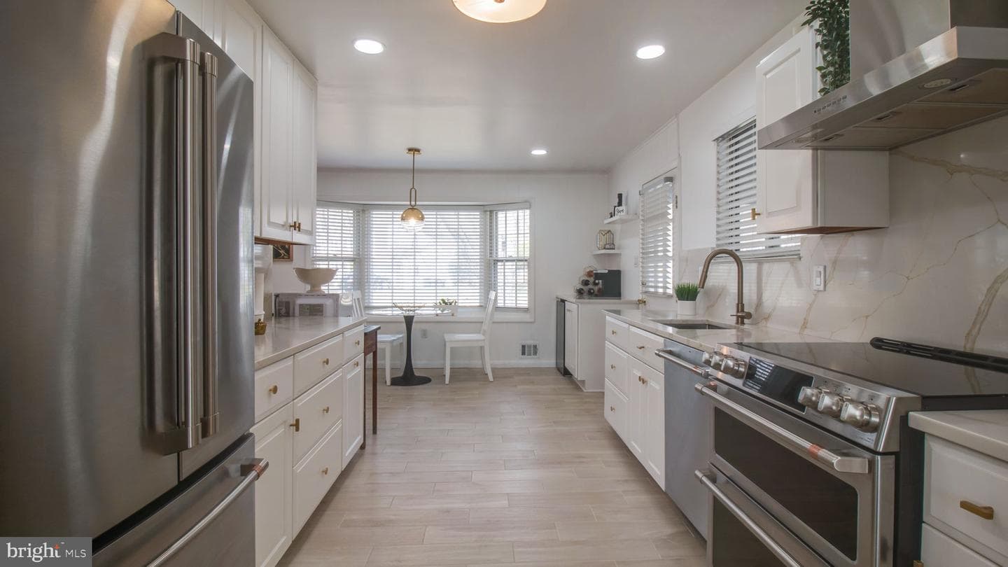 5 Southview Court photo 36