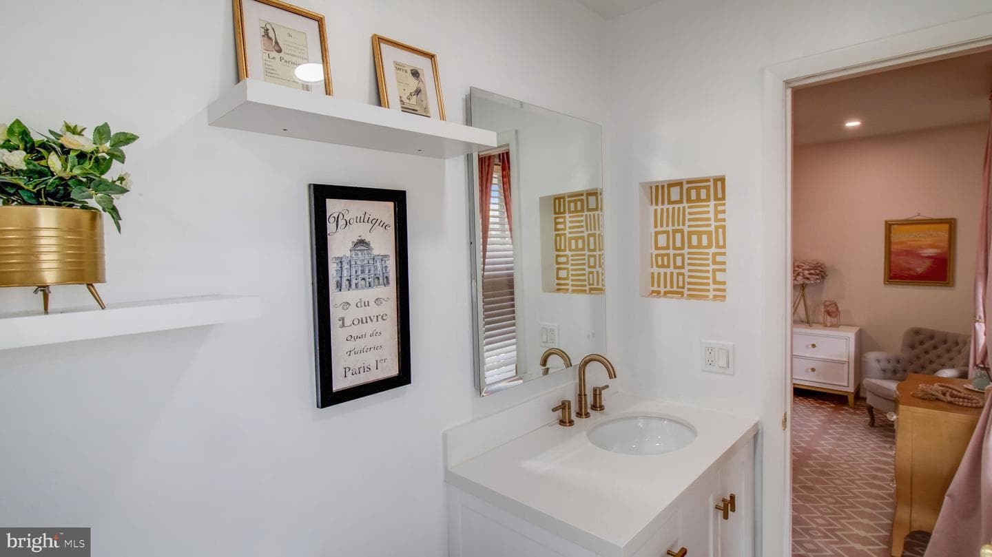 5 Southview Court photo 43