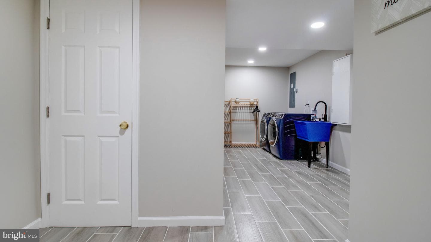 5 Southview Court photo 62
