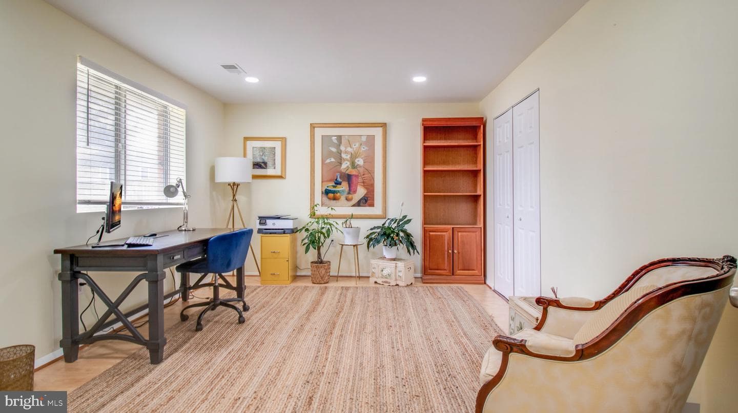 5 Southview Court photo 67