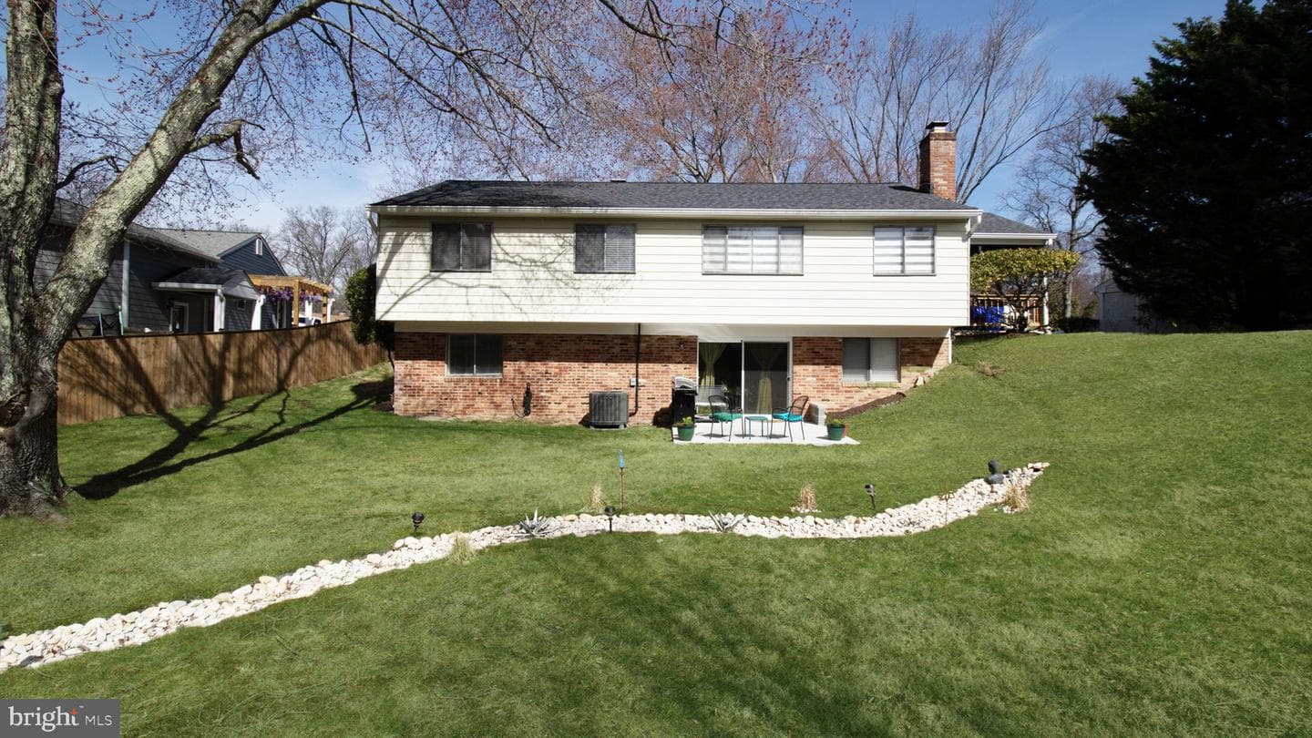 5 Southview Court photo 70