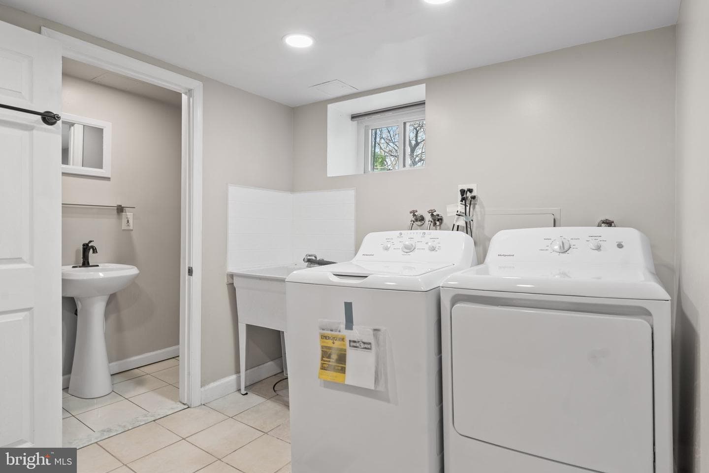 11316 Galt Avenue photo 34