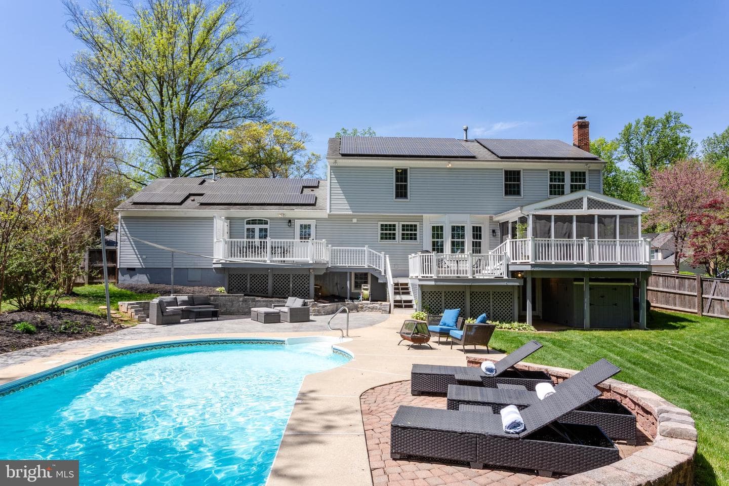5 Paramus Court photo 2