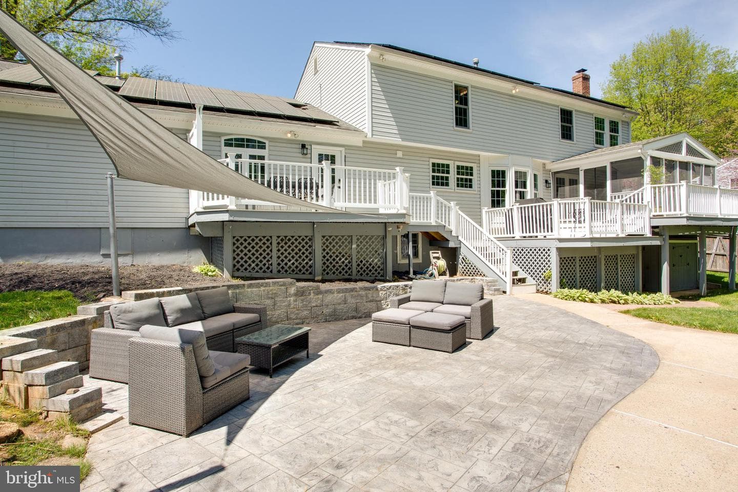 5 Paramus Court photo 3