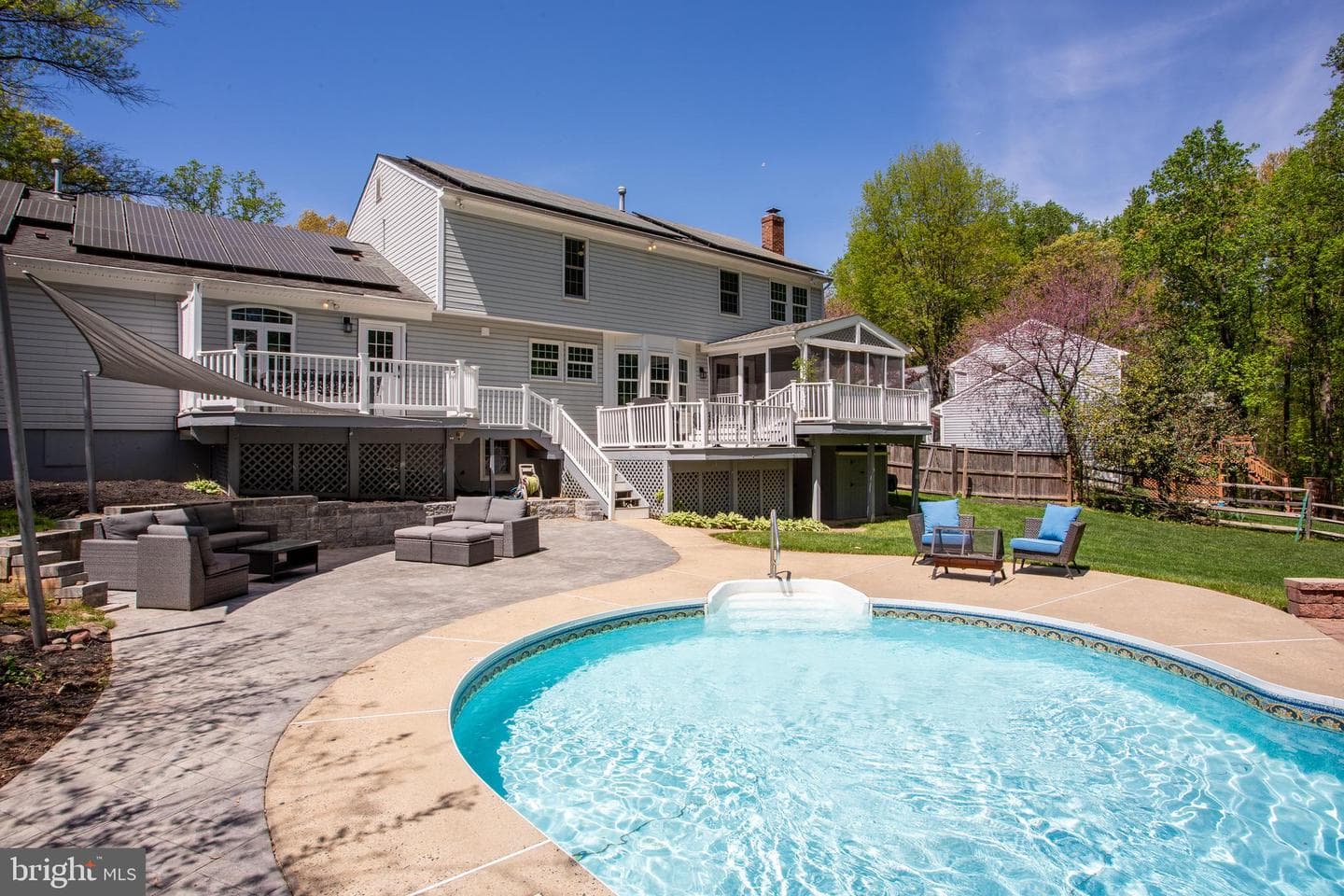 5 Paramus Court photo 4