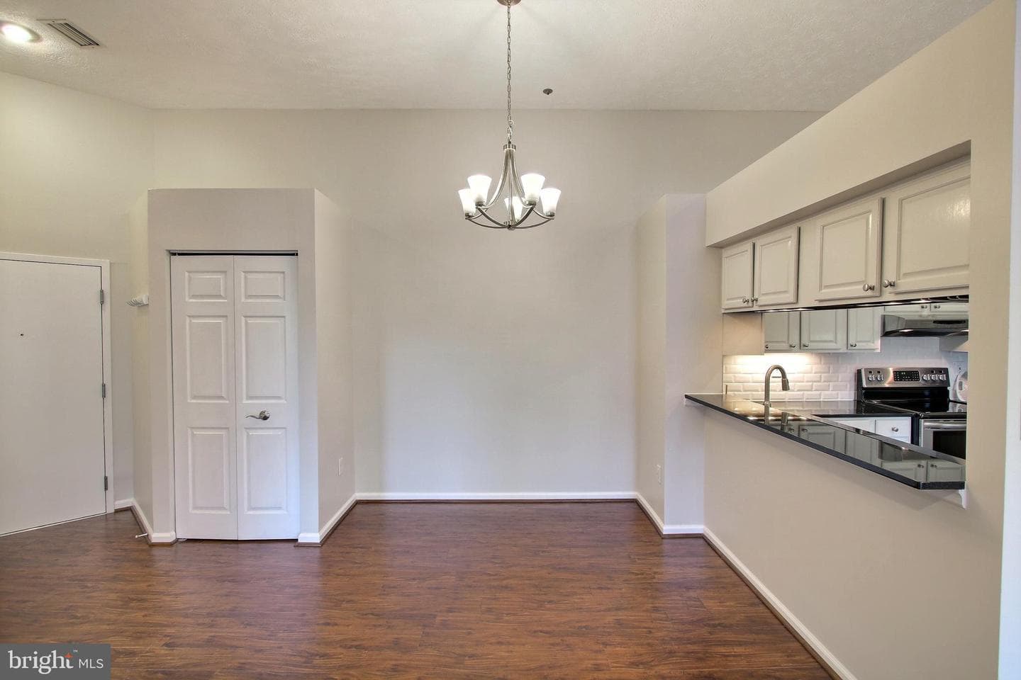 12201 Saint Peter Court #m photo 5